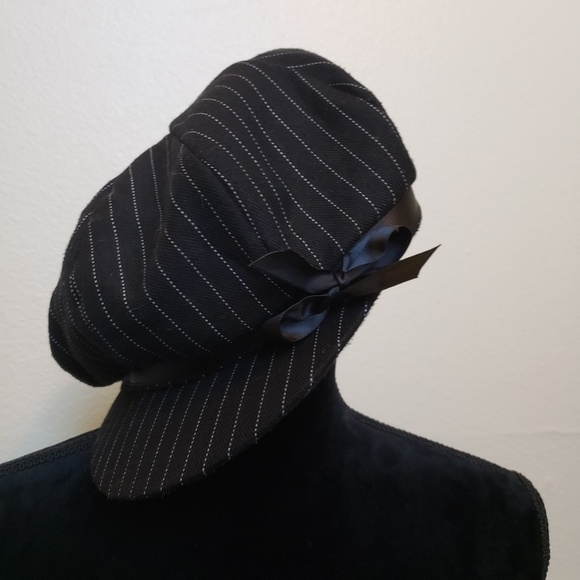 pinstripe newsboy cap